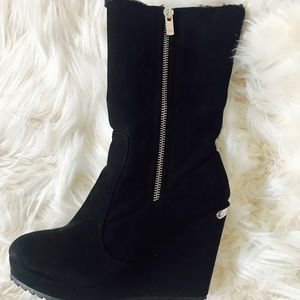 Brand New in box JUICY COUTURE fur boots- size 7.5